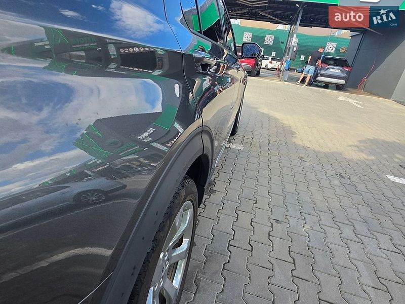 Позашляховик / Кросовер Ford Explorer 2019 в Чернівцях
