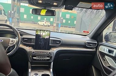 Позашляховик / Кросовер Ford Explorer 2019 в Чернівцях