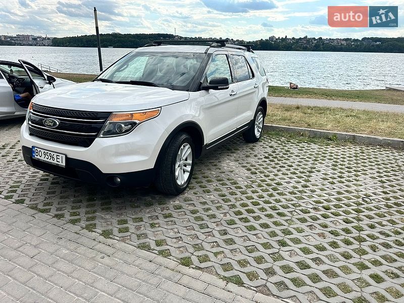 Позашляховик / Кросовер Ford Explorer 2013 в Тернополі