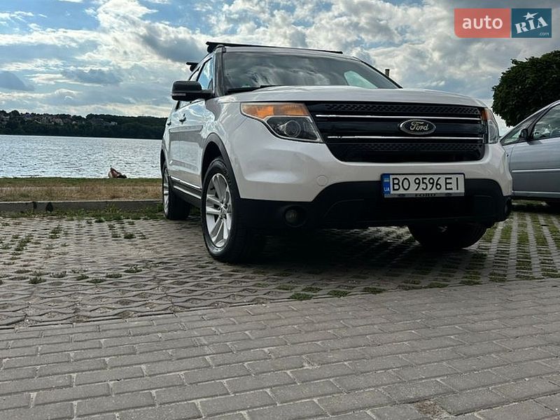 Позашляховик / Кросовер Ford Explorer 2013 в Тернополі