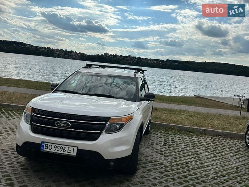 Позашляховик / Кросовер Ford Explorer 2013 в Тернополі