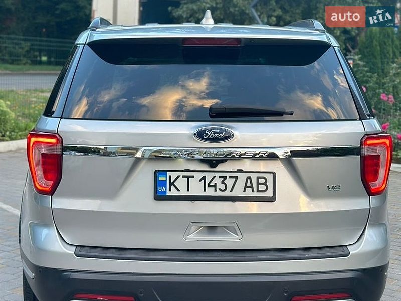 Внедорожник / Кроссовер Ford Explorer 2016 в Хмельницком