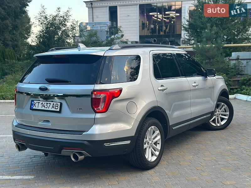 Внедорожник / Кроссовер Ford Explorer 2016 в Хмельницком
