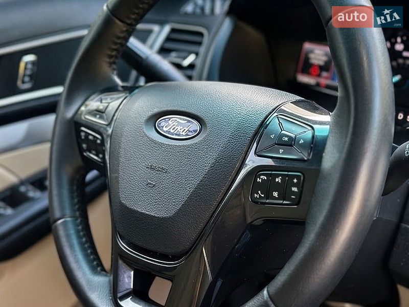 Внедорожник / Кроссовер Ford Explorer 2016 в Хмельницком