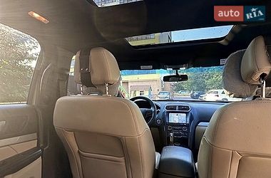 Внедорожник / Кроссовер Ford Explorer 2016 в Хмельницком