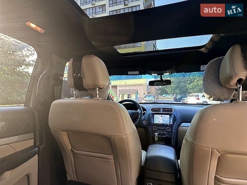 Внедорожник / Кроссовер Ford Explorer 2016 в Хмельницком
