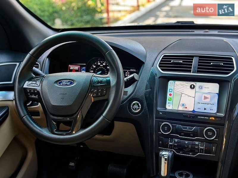 Внедорожник / Кроссовер Ford Explorer 2016 в Хмельницком