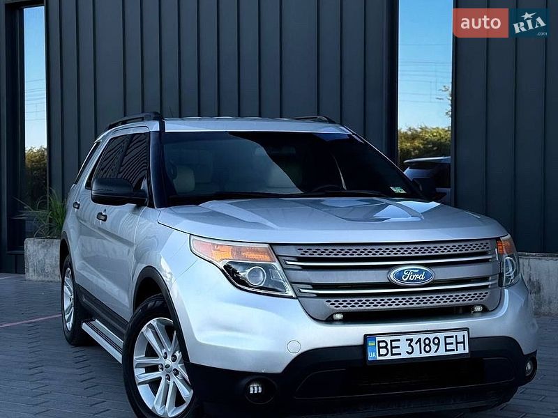 Позашляховик / Кросовер Ford Explorer 2015 в Первомайську