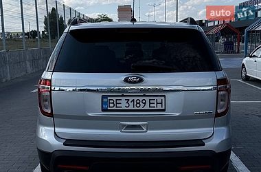 Позашляховик / Кросовер Ford Explorer 2015 в Первомайську
