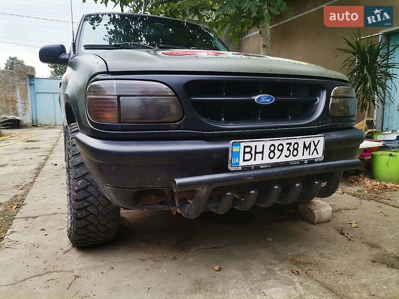Внедорожник / Кроссовер Ford Explorer 1995 в Татарбунарах