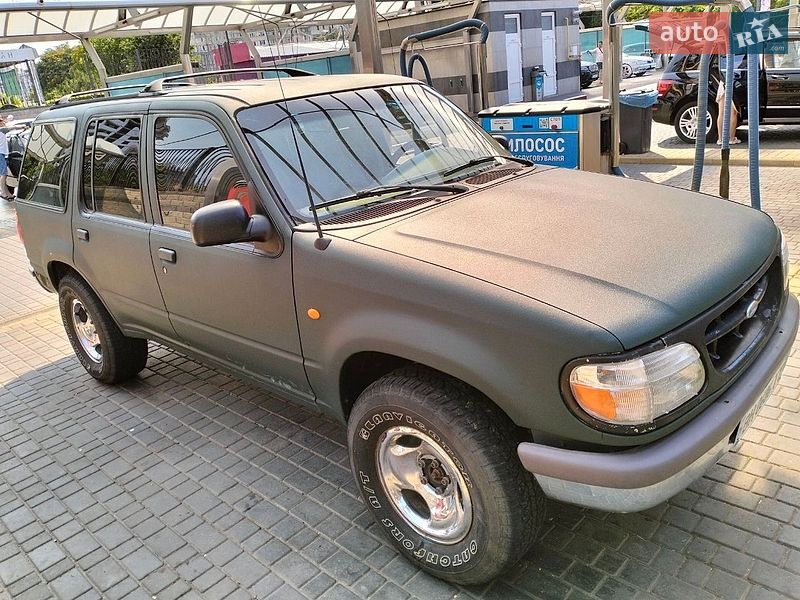 Внедорожник / Кроссовер Ford Explorer 1996 в Харькове