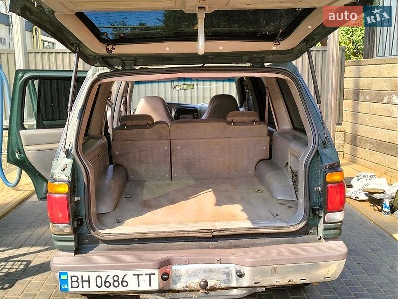 Внедорожник / Кроссовер Ford Explorer 1996 в Харькове
