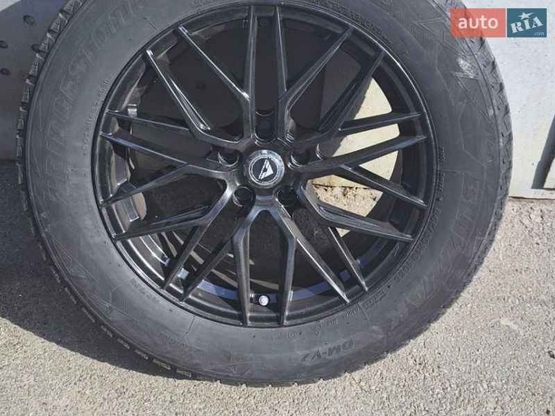 Внедорожник / Кроссовер Ford Explorer 2018 в Киеве