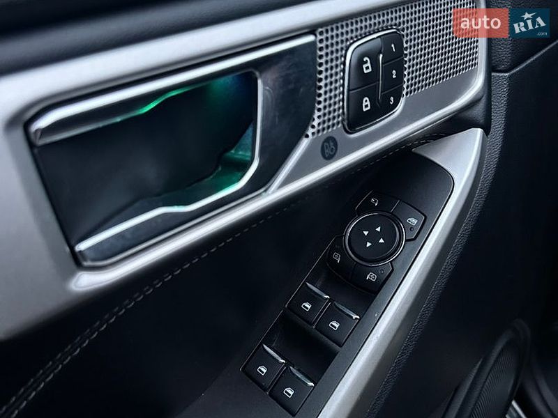 Внедорожник / Кроссовер Ford Explorer 2020 в Тернополе