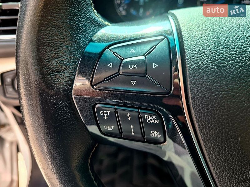 Внедорожник / Кроссовер Ford Explorer 2018 в Киеве