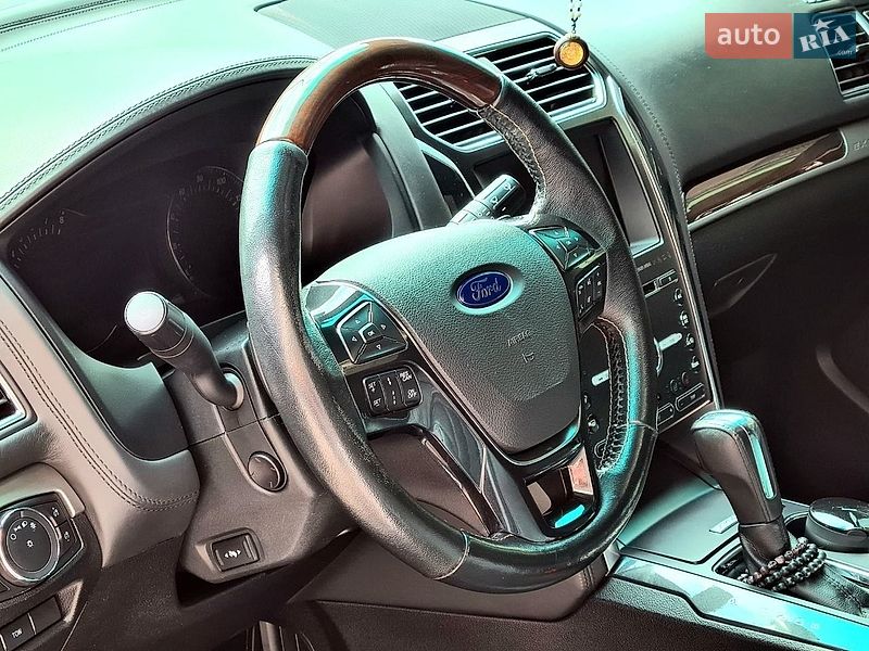 Внедорожник / Кроссовер Ford Explorer 2018 в Киеве