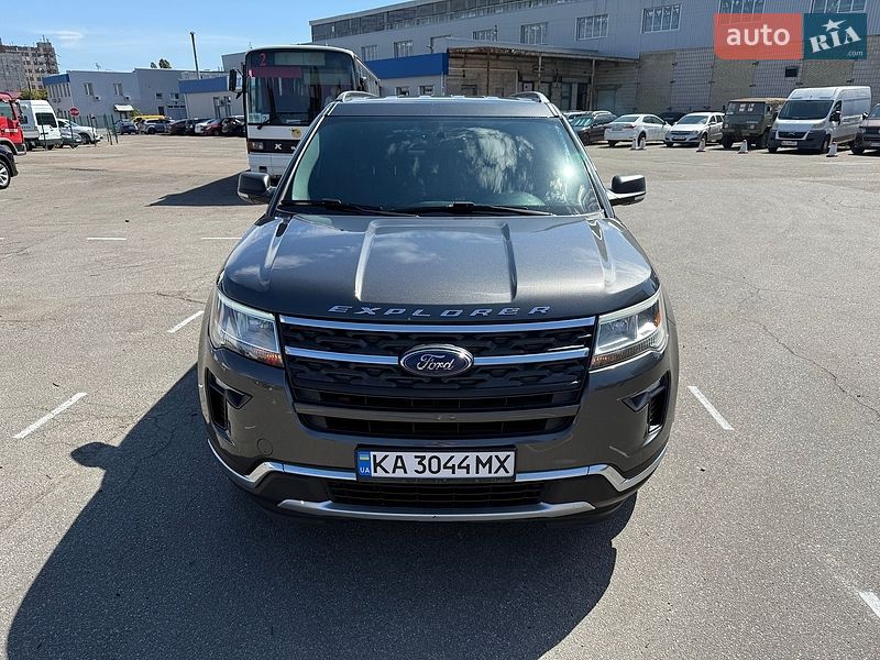 Позашляховик / Кросовер Ford Explorer 2018 в Києві