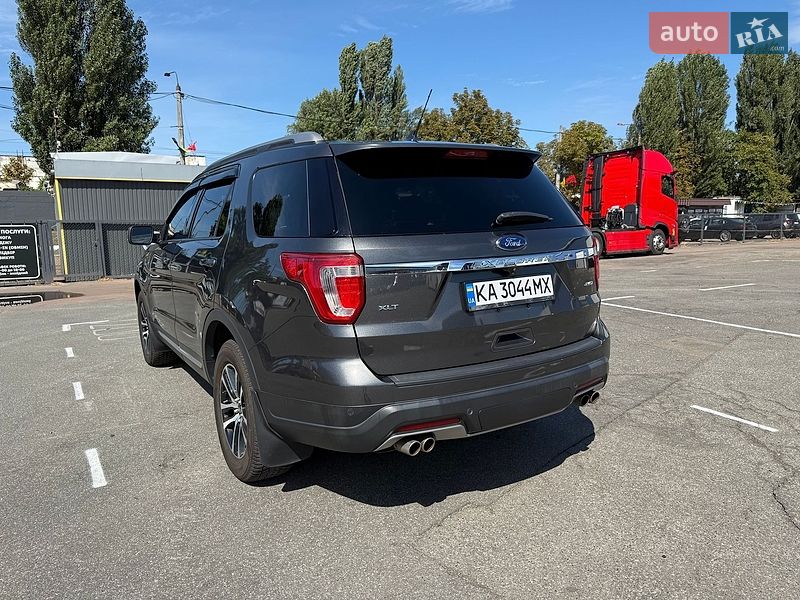 Позашляховик / Кросовер Ford Explorer 2018 в Києві
