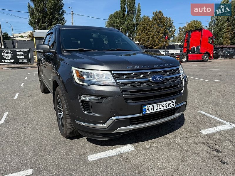 Позашляховик / Кросовер Ford Explorer 2018 в Києві