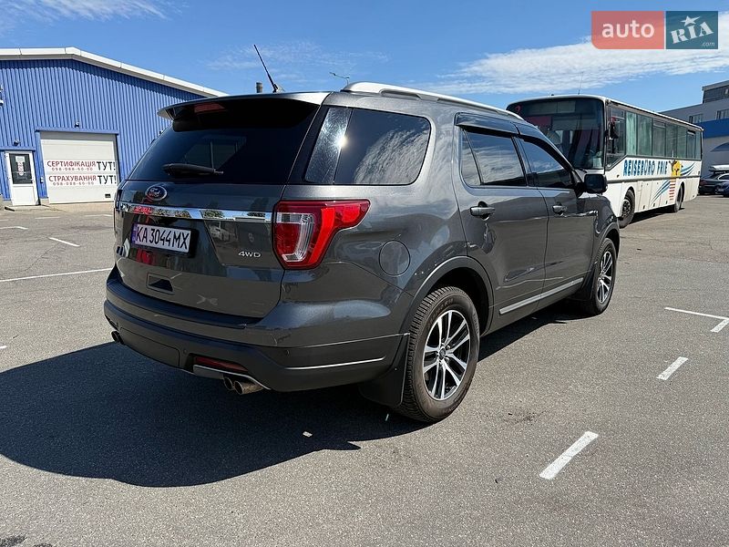 Позашляховик / Кросовер Ford Explorer 2018 в Києві