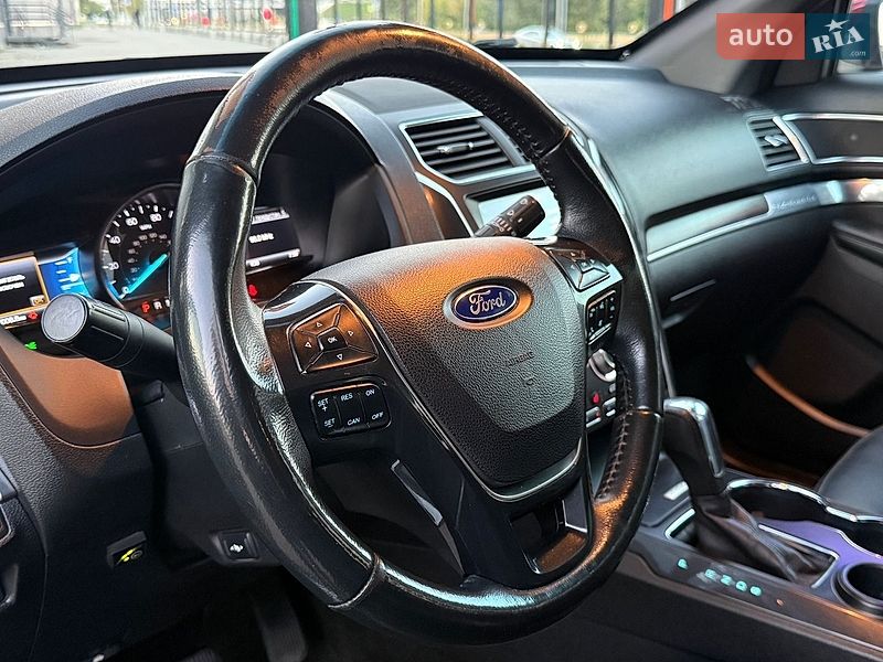 Позашляховик / Кросовер Ford Explorer 2017 в Києві фото 28 Позашляховик / Кросовер Ford Explorer 2017 в Києві