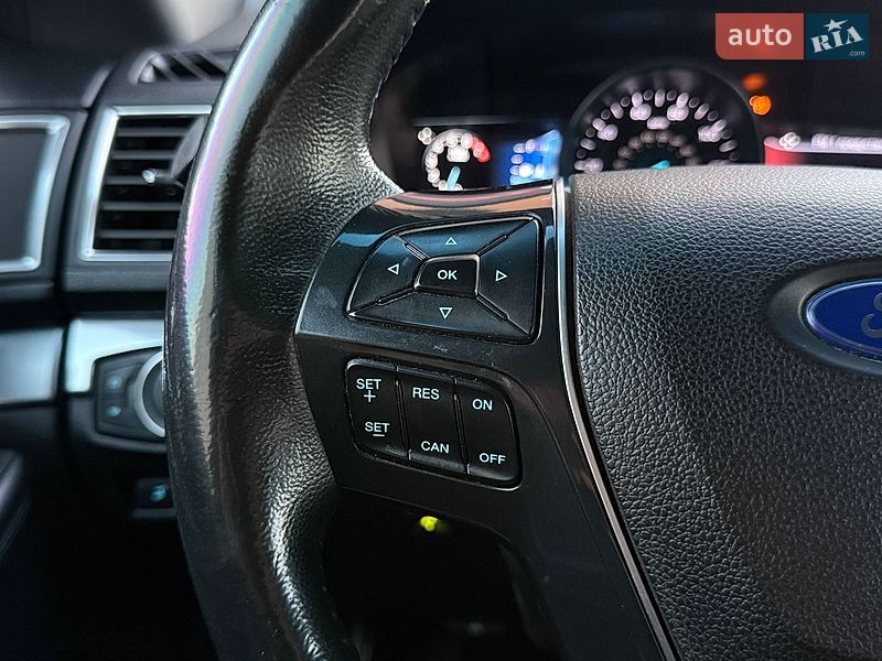Позашляховик / Кросовер Ford Explorer 2017 в Києві фото 33 Позашляховик / Кросовер Ford Explorer 2017 в Києві
