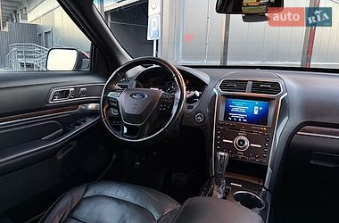 Позашляховик / Кросовер Ford Explorer 2017 в Києві фото 42 Позашляховик / Кросовер Ford Explorer 2017 в Києві