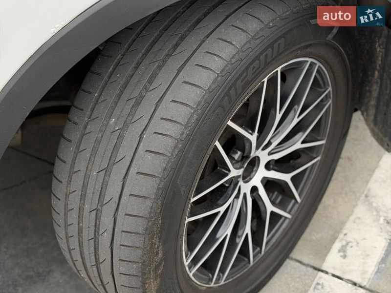 Внедорожник / Кроссовер Ford Explorer 2016 в Киеве фото 28 Внедорожник / Кроссовер Ford Explorer 2016 в Киеве