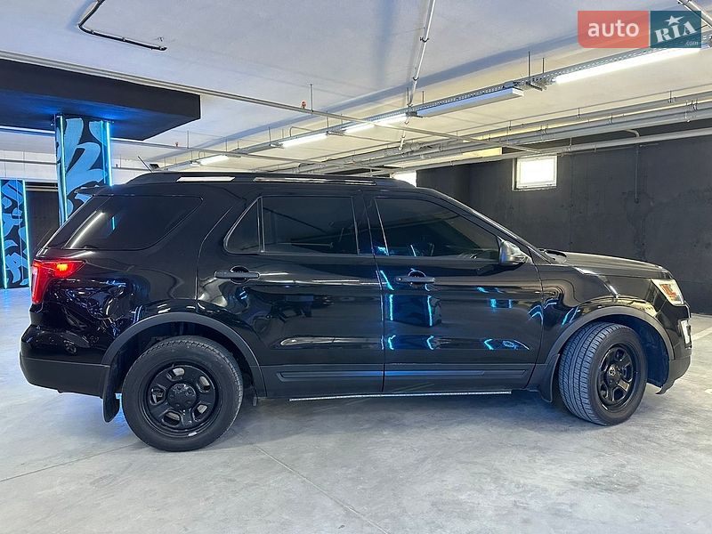 Внедорожник / Кроссовер Ford Explorer 2017 в Львове