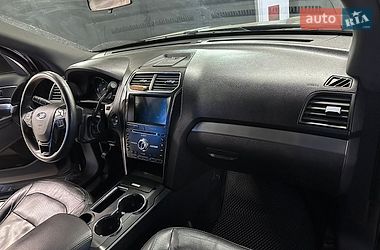 Внедорожник / Кроссовер Ford Explorer 2017 в Львове