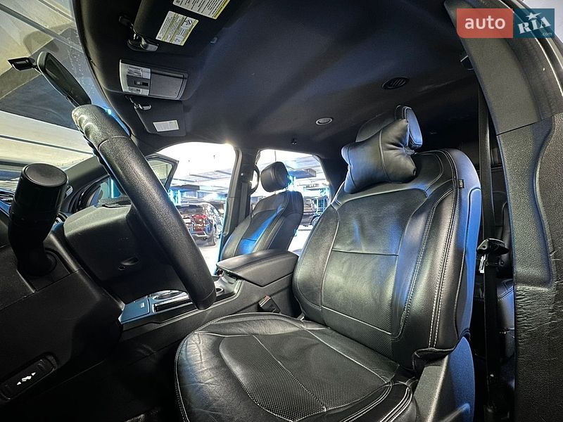 Внедорожник / Кроссовер Ford Explorer 2017 в Львове