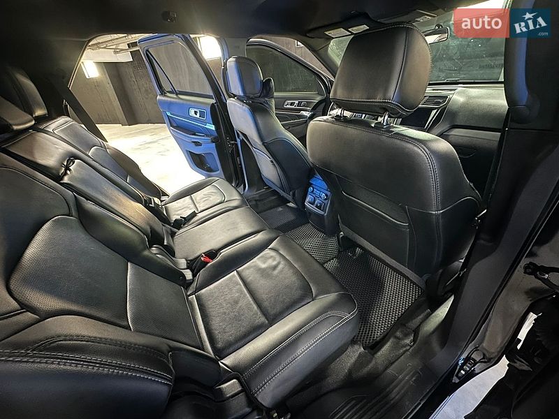 Внедорожник / Кроссовер Ford Explorer 2017 в Львове
