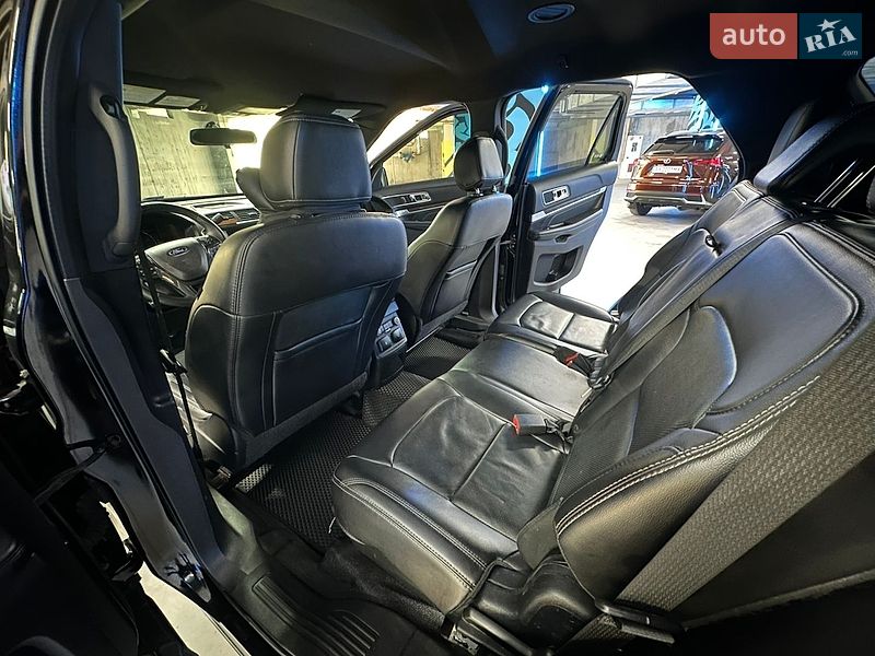 Внедорожник / Кроссовер Ford Explorer 2017 в Львове
