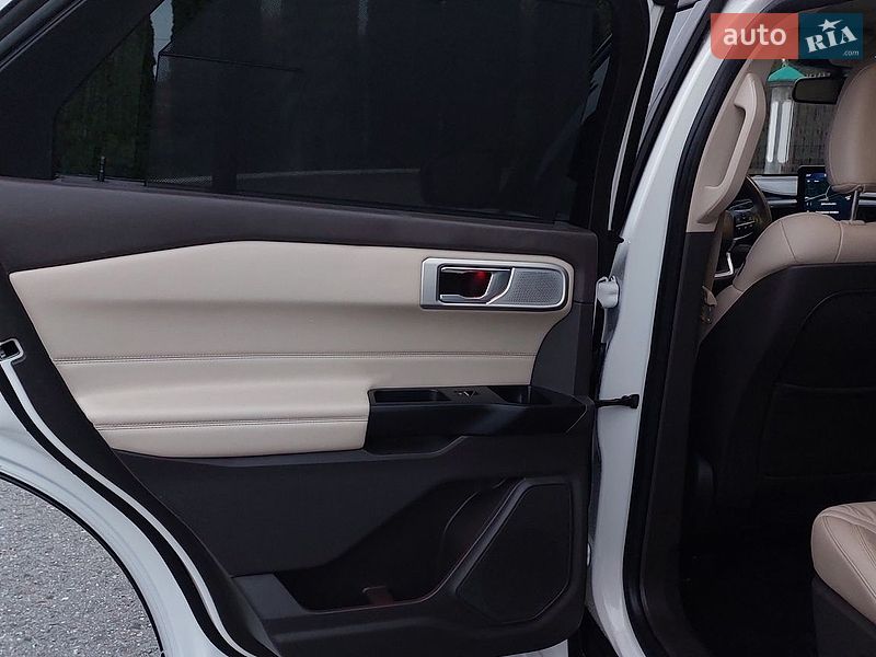 Внедорожник / Кроссовер Ford Explorer 2020 в Дубно