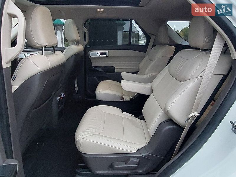 Внедорожник / Кроссовер Ford Explorer 2020 в Дубно