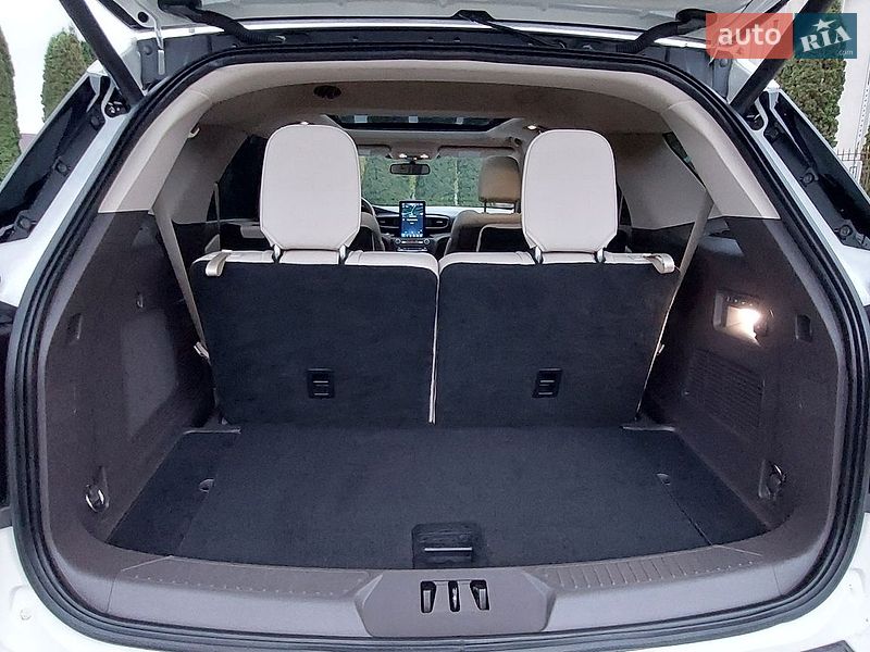Внедорожник / Кроссовер Ford Explorer 2020 в Дубно