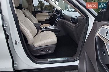 Внедорожник / Кроссовер Ford Explorer 2020 в Дубно