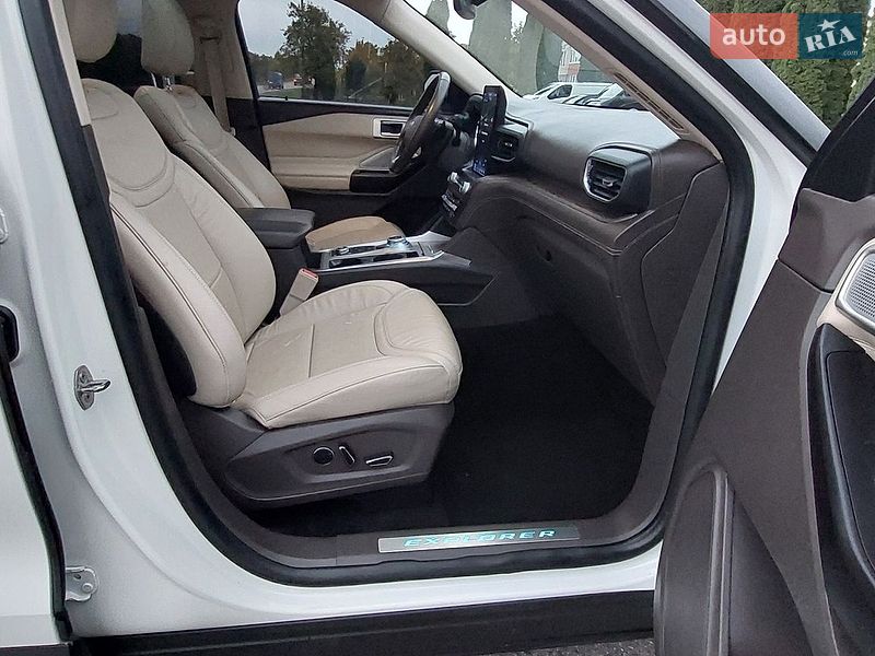 Внедорожник / Кроссовер Ford Explorer 2020 в Дубно