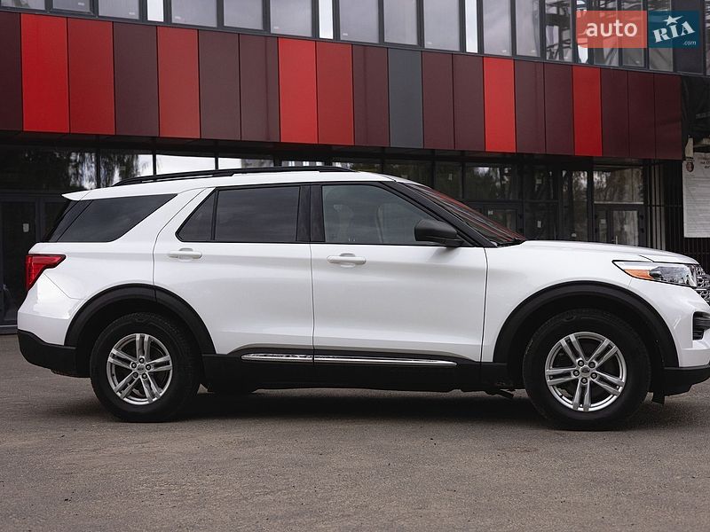 Позашляховик / Кросовер Ford Explorer 2020 в Рівному