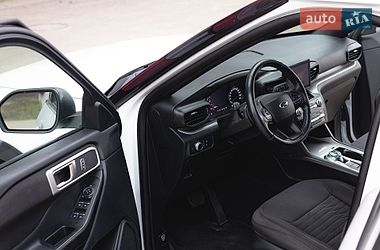 Позашляховик / Кросовер Ford Explorer 2020 в Рівному