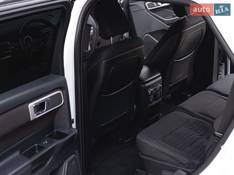 Позашляховик / Кросовер Ford Explorer 2020 в Рівному