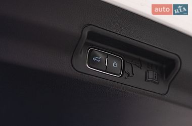 Позашляховик / Кросовер Ford Explorer 2020 в Рівному