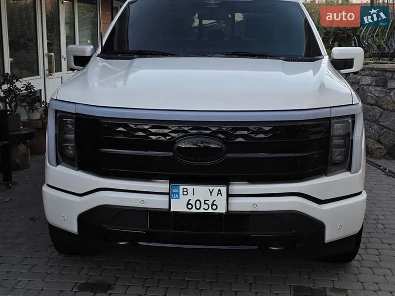Ford F-150 Lightning 2023