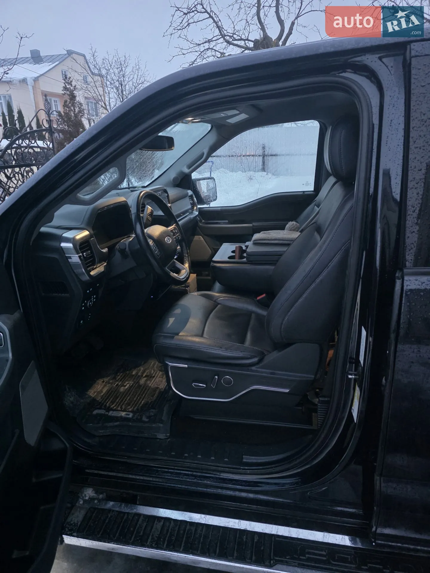 Ford F-150 2021 VIN 1FTFW1ED0MFC35933 фото оголошення 4 з 6