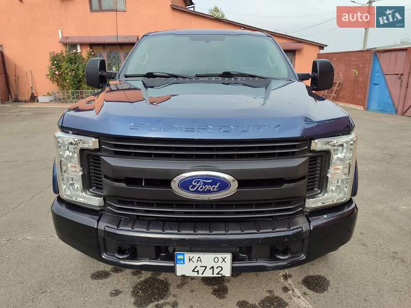 Ford F-550