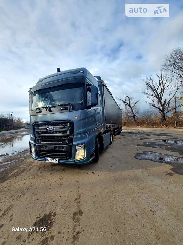 Вантажівки Ford F-Max