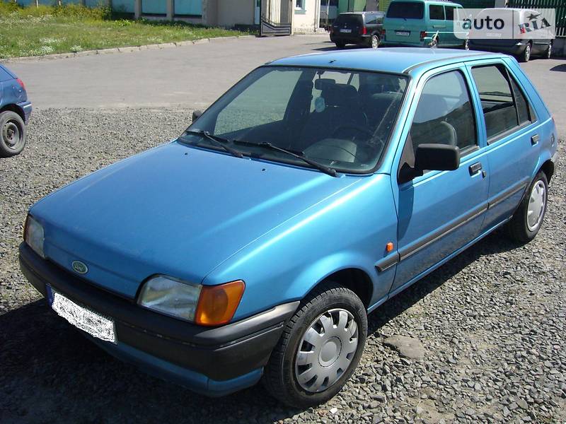 Ford Fiesta 1994 года