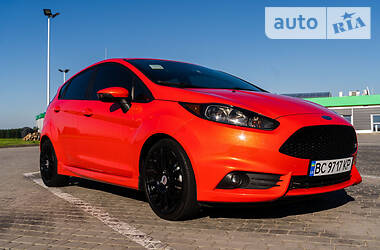 Ford Fiesta ST  2016