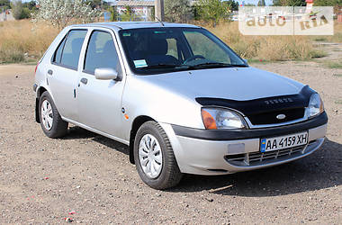 Ford Fiesta  2001