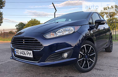 Ford Fiesta SE 2015